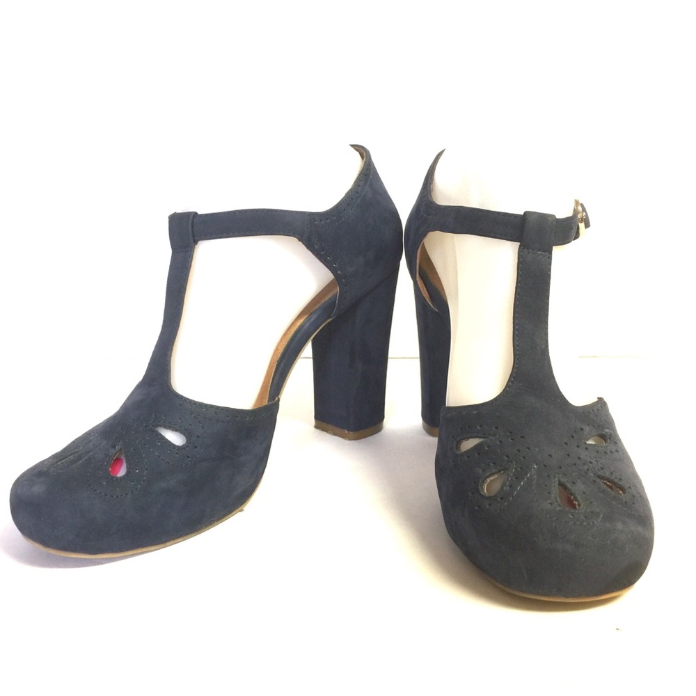 Jeffrey Campbell Maisie Heeled Pump T-Strap Shoe